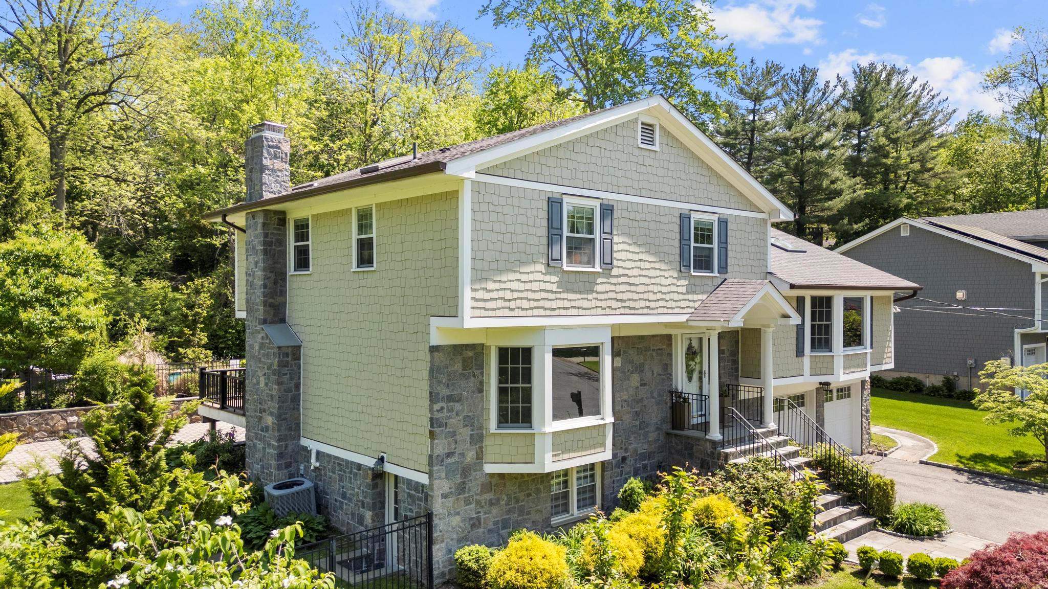 12 Cherry Lane