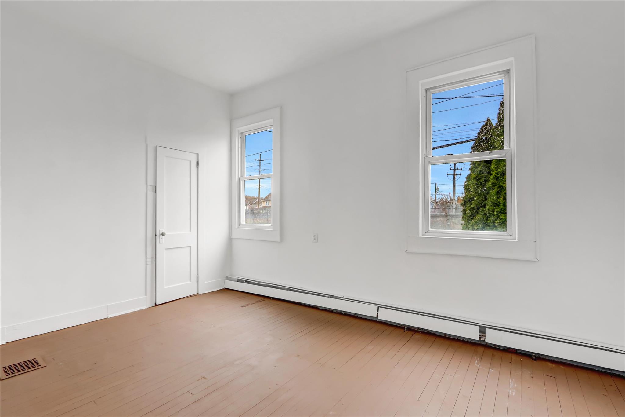69 Hewlett Street, Hempstead, New York image 9