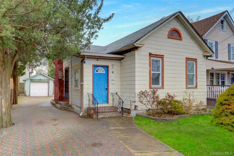 69 Hewlett Street, Hempstead, NY 11550 - MLS#: 847316