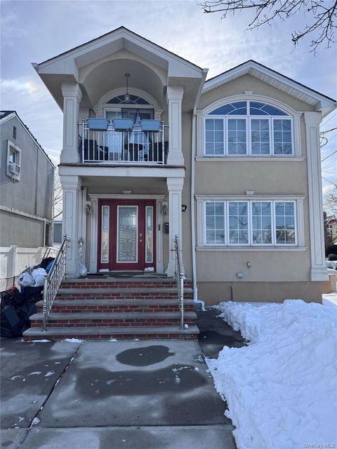 22904 147th Avenue Springfield Gardens NY 11413