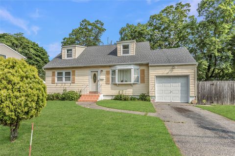 Homes For Sale - 18 Hilliard Avenue<br/> Central Islip, NY 11722