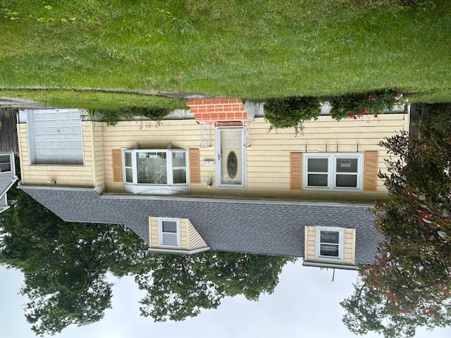 18 Hilliard Avenue, Central Islip, New York image 2
