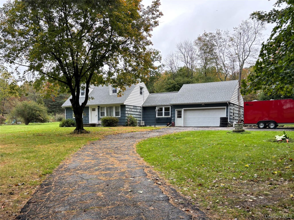 Photo of 432 Plains Road, Wallkill, NY 12589 (MLS # 1061695)