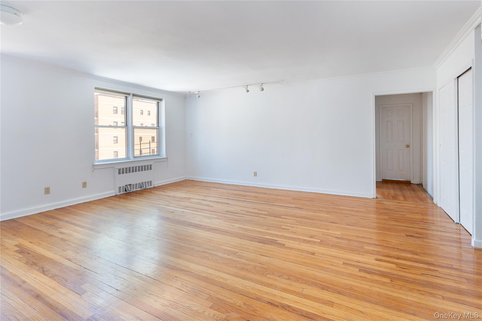 6505 Yellowstone Boulevard 6H