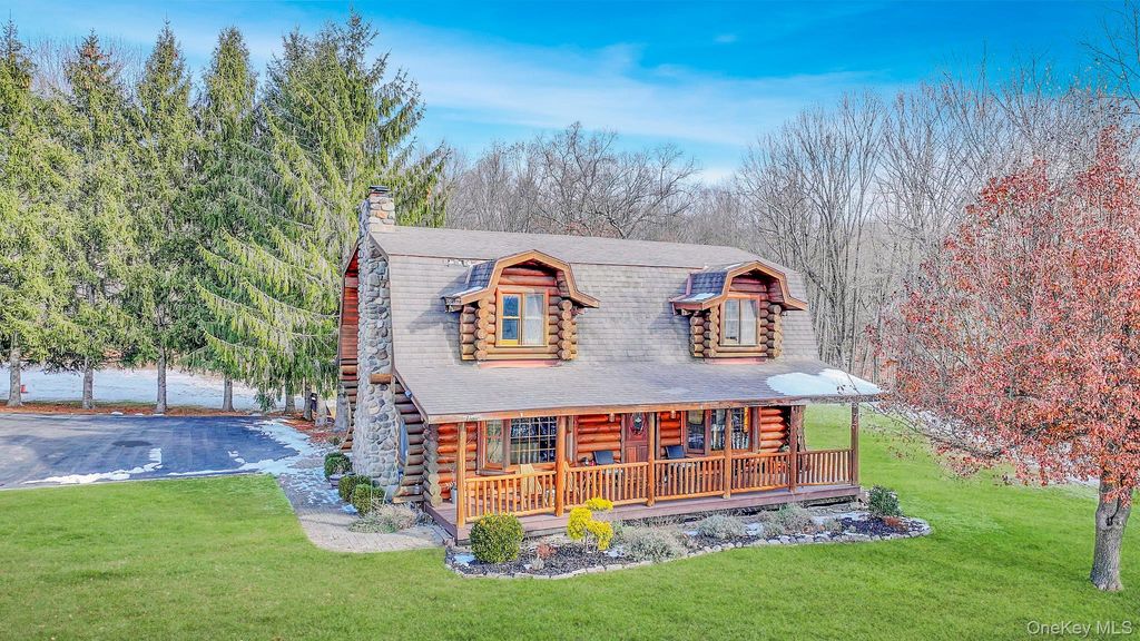 Photo of 44 Cedar Pond Lane, Chester, NY 10918 (MLS # 942578)