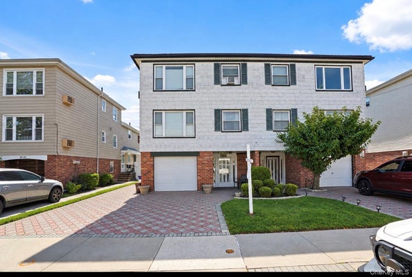88-58 AUBREY AVE, GLENDALE, NY 11385 - Image c00ea0edf91c76fc4e82dfd1df8c2c1e/3979663124
