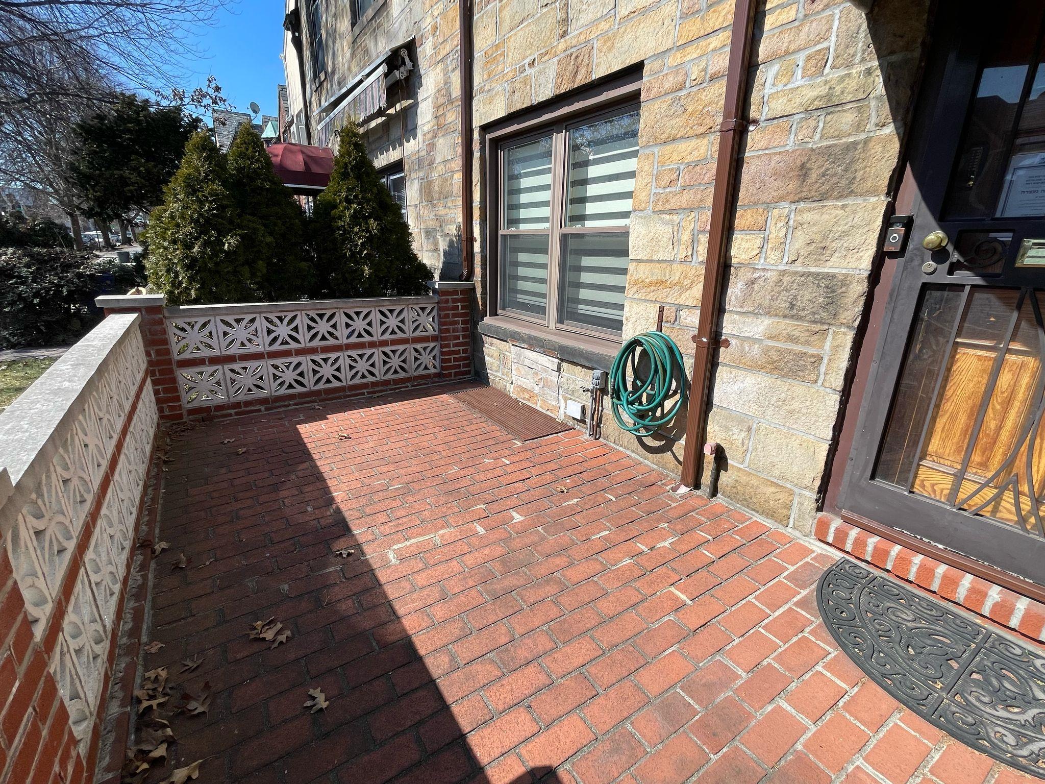 147-27 72nd Drive, Kew Garden Hills, New York image 2