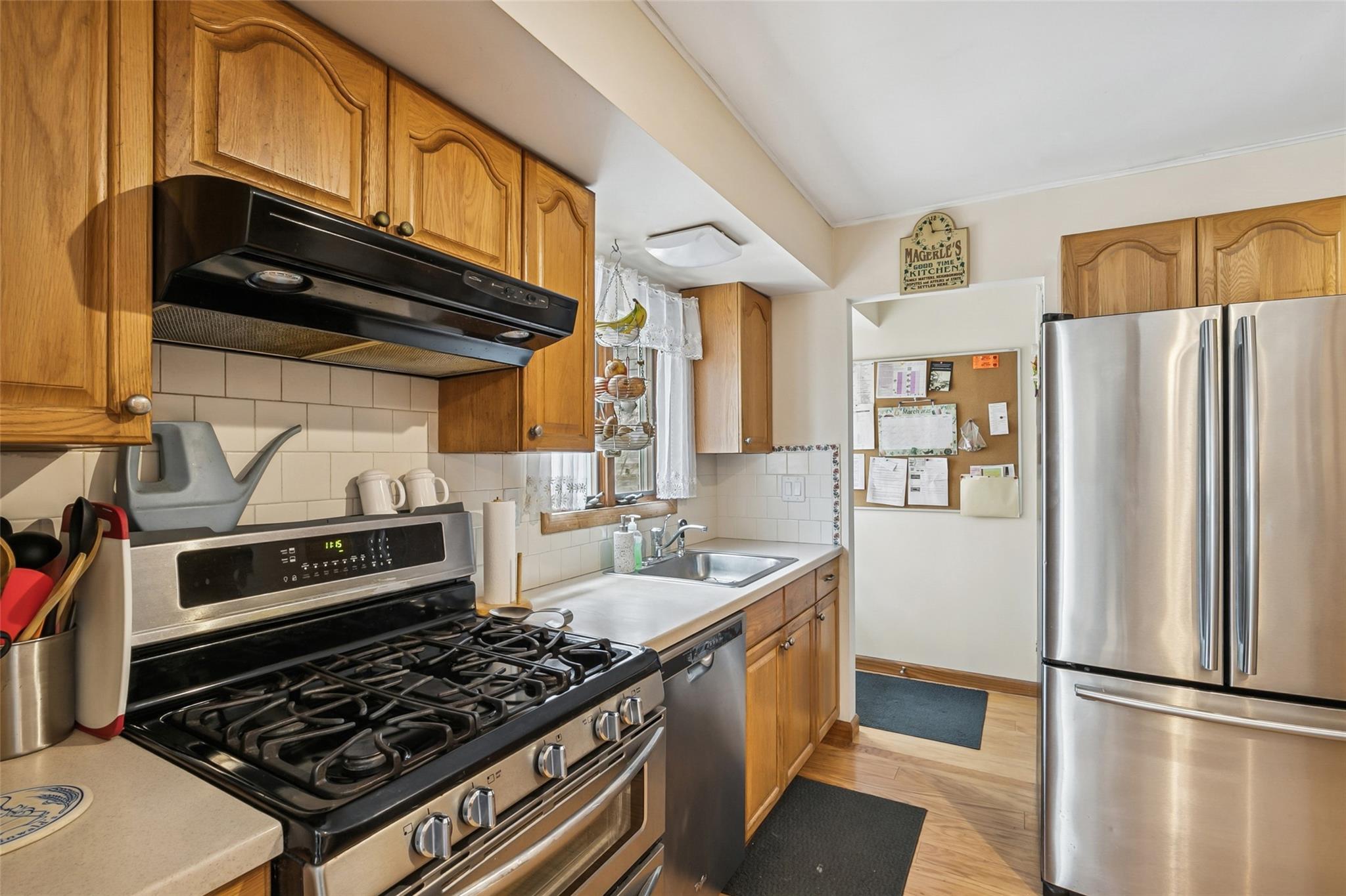 10 Bass Court, Huntington, Florida image 17