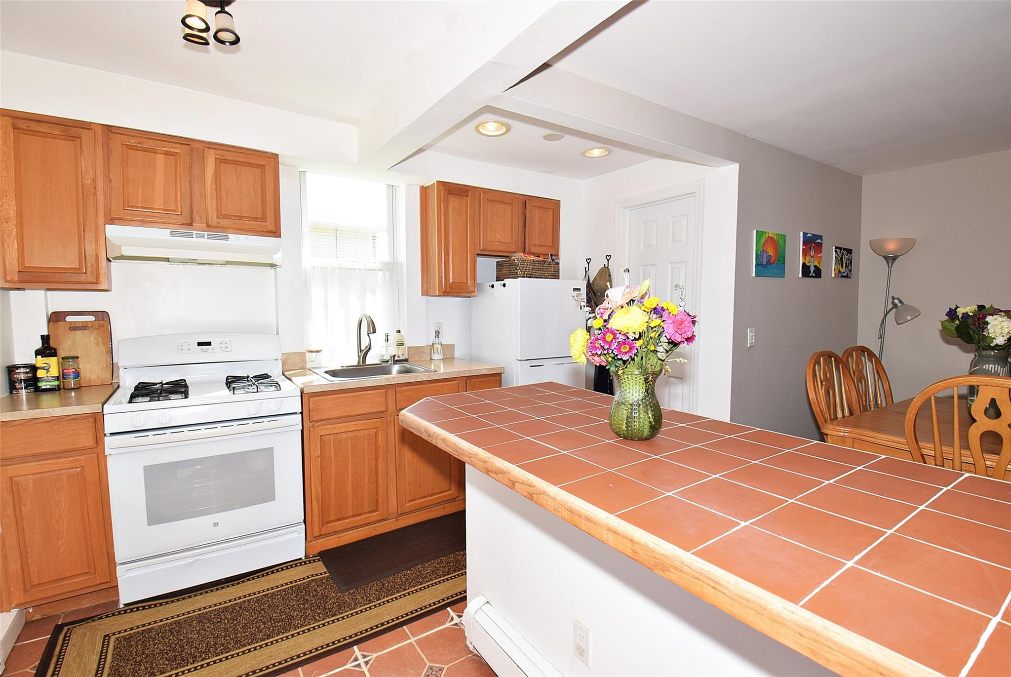 24 Brook Street, Lindenhurst, New York image 13