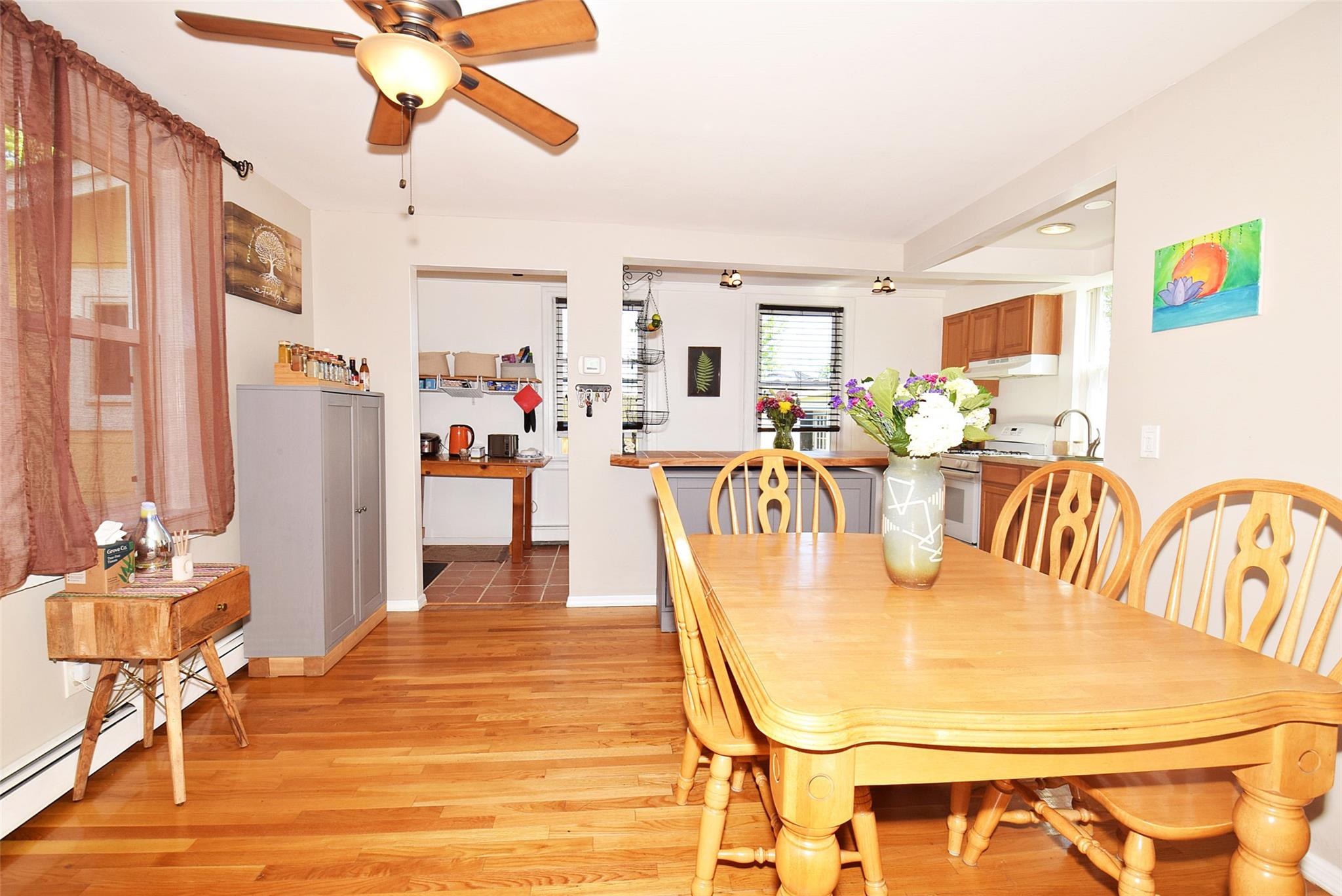 24 Brook Street, Lindenhurst, New York image 9