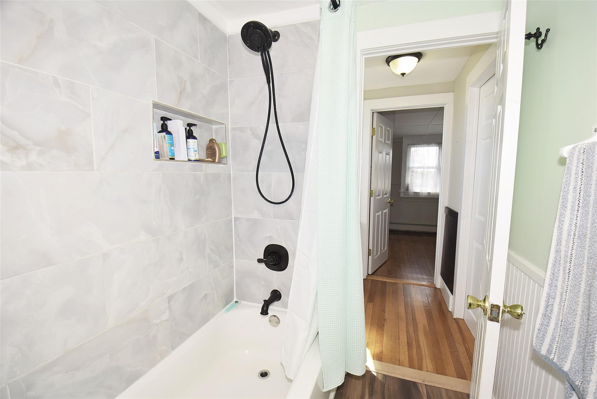 24 Brook Street, Lindenhurst, New York image 15