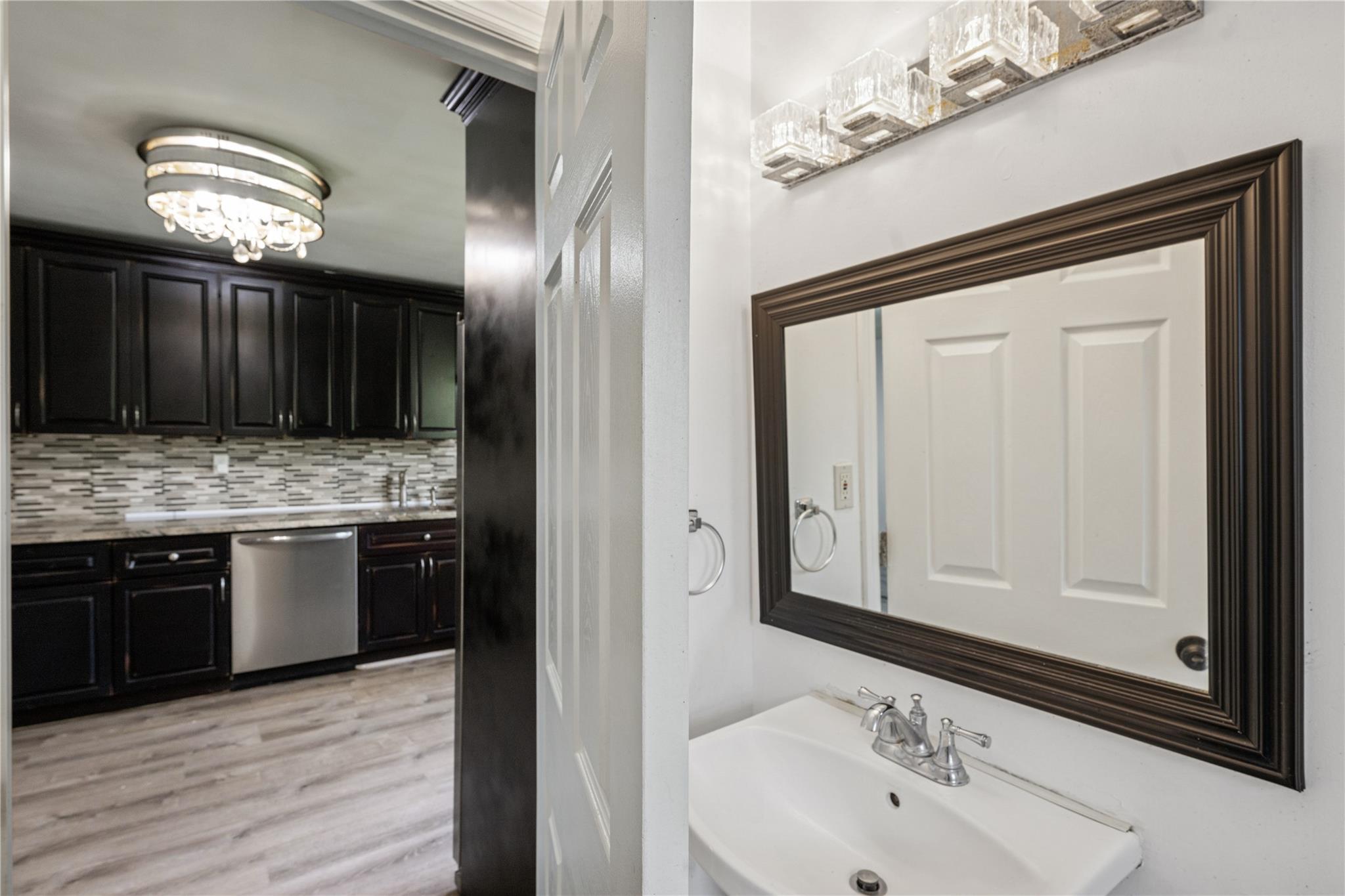 54 Oakdale Avenue, Selden, New York image 10