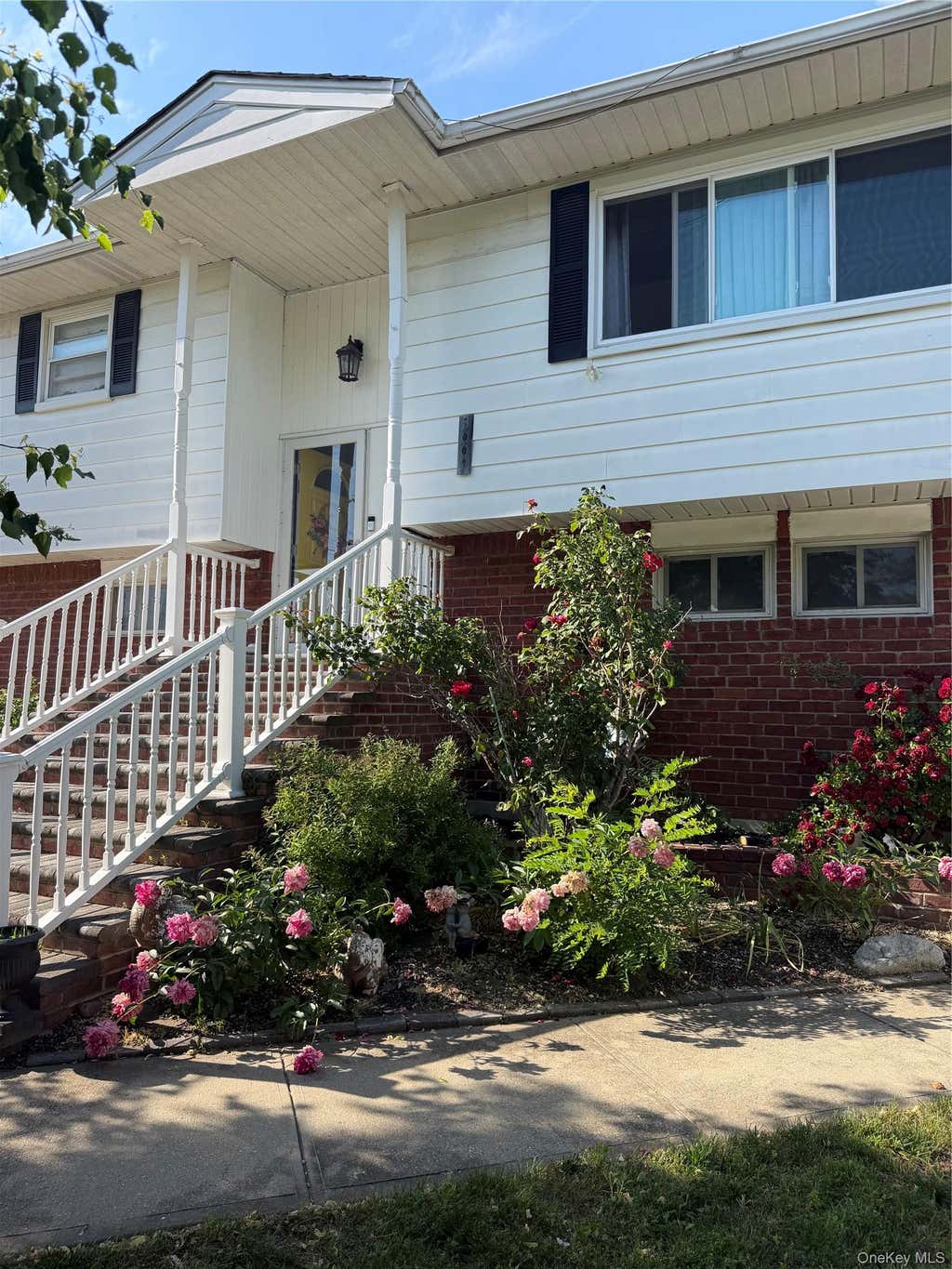 Photo of 3009 Fishermans Road, Baldwin, NY 11510 (MLS # 1018072)