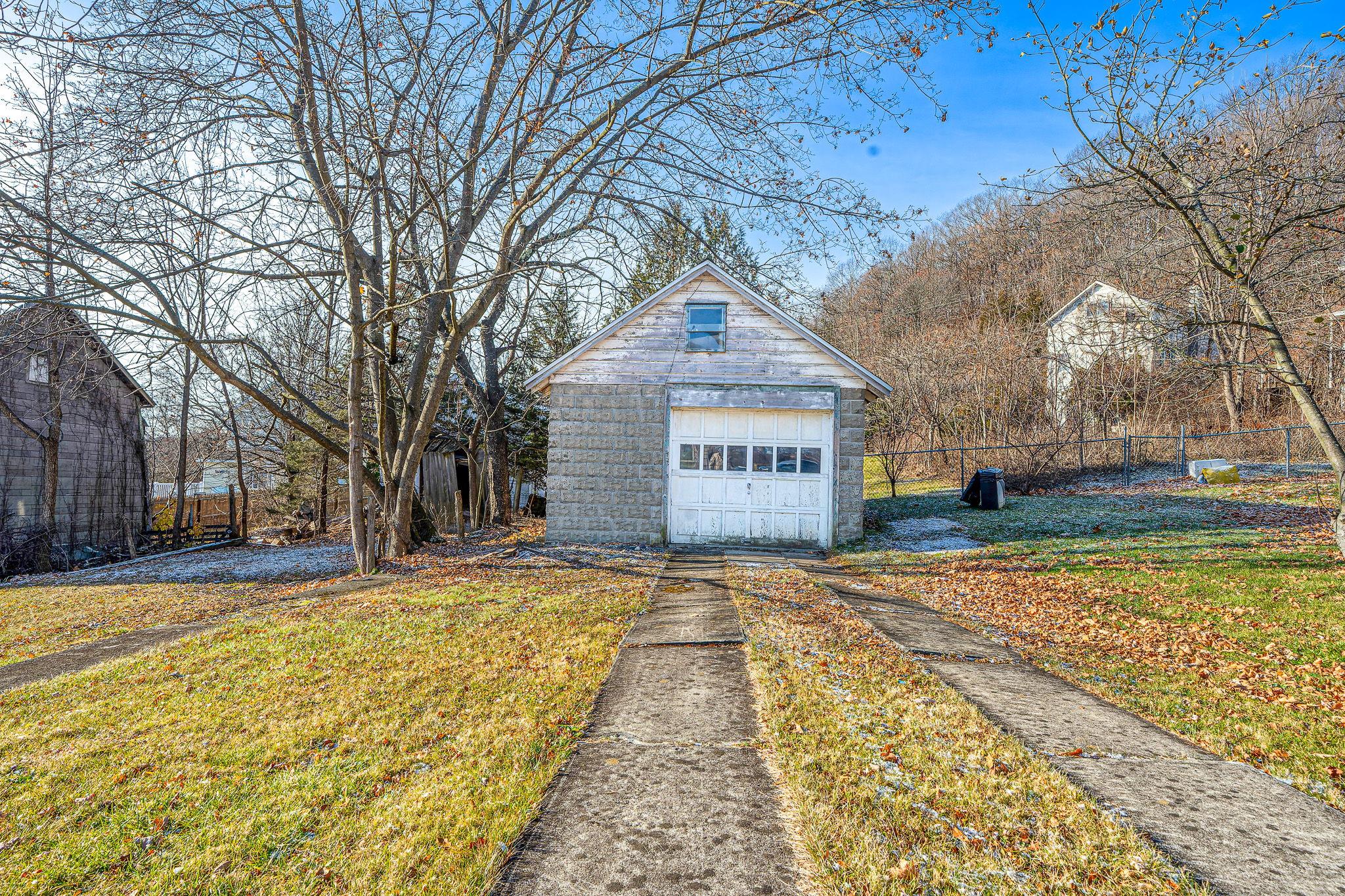 16 Maple Street, Catskill, New York image 3