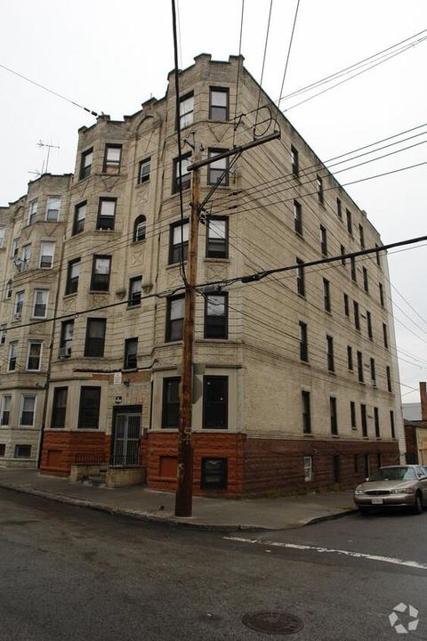 MLS: 807542