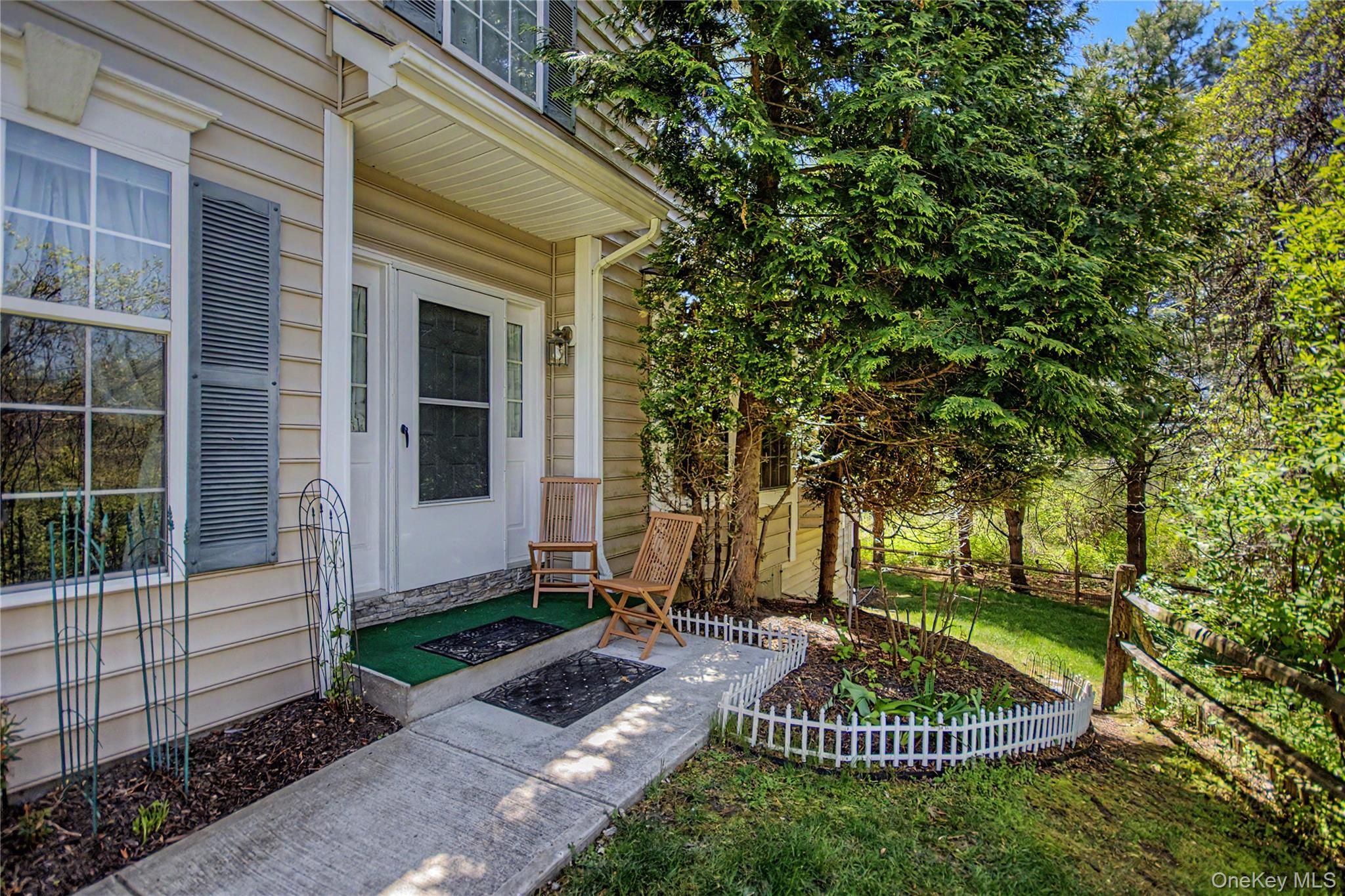 760 Huntington Drive