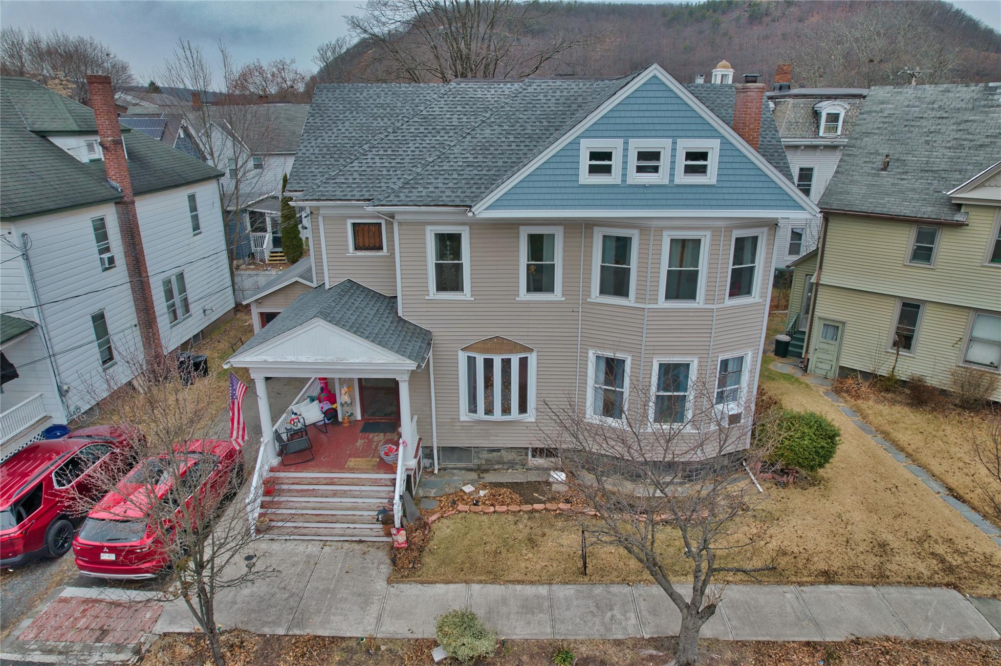 4 Elizabeth Street, Port Jervis, New York image 2