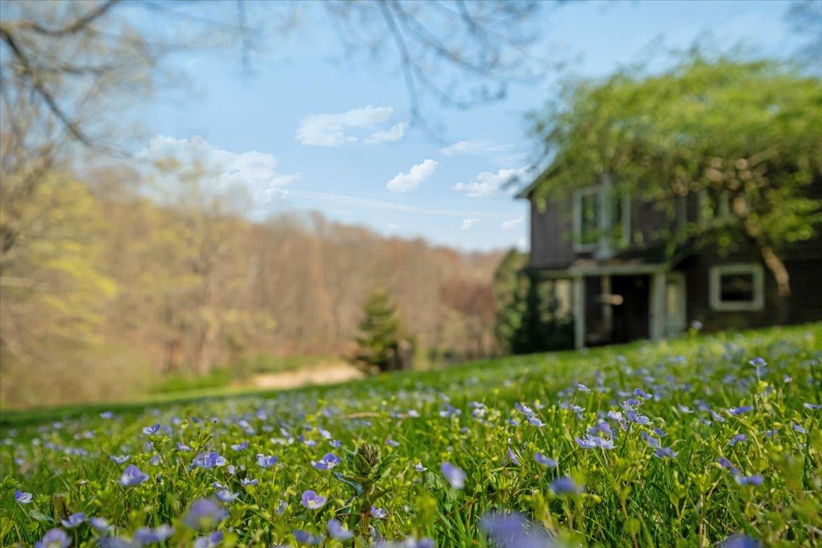 806 Gipsy Trail Road, Carmel, New York image 3