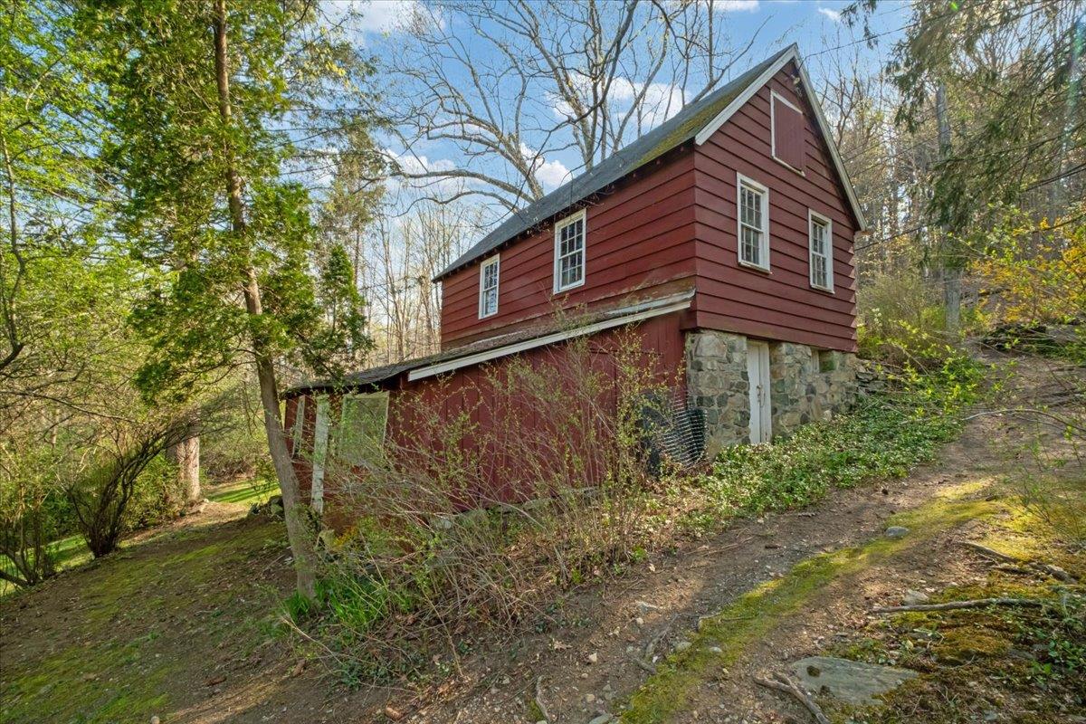 806 Gipsy Trail Road, Carmel, New York image 25