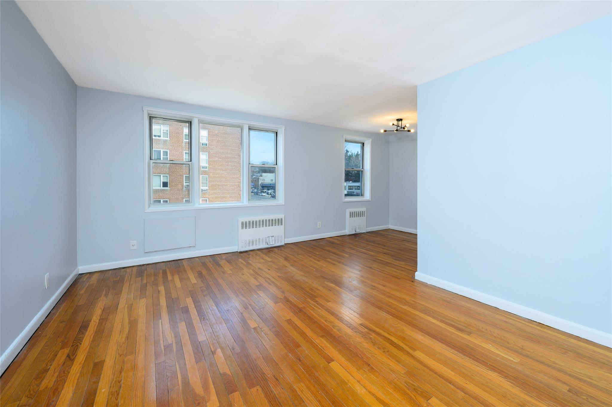 1 Sadore Lane #4K, Yonkers, New York image 3