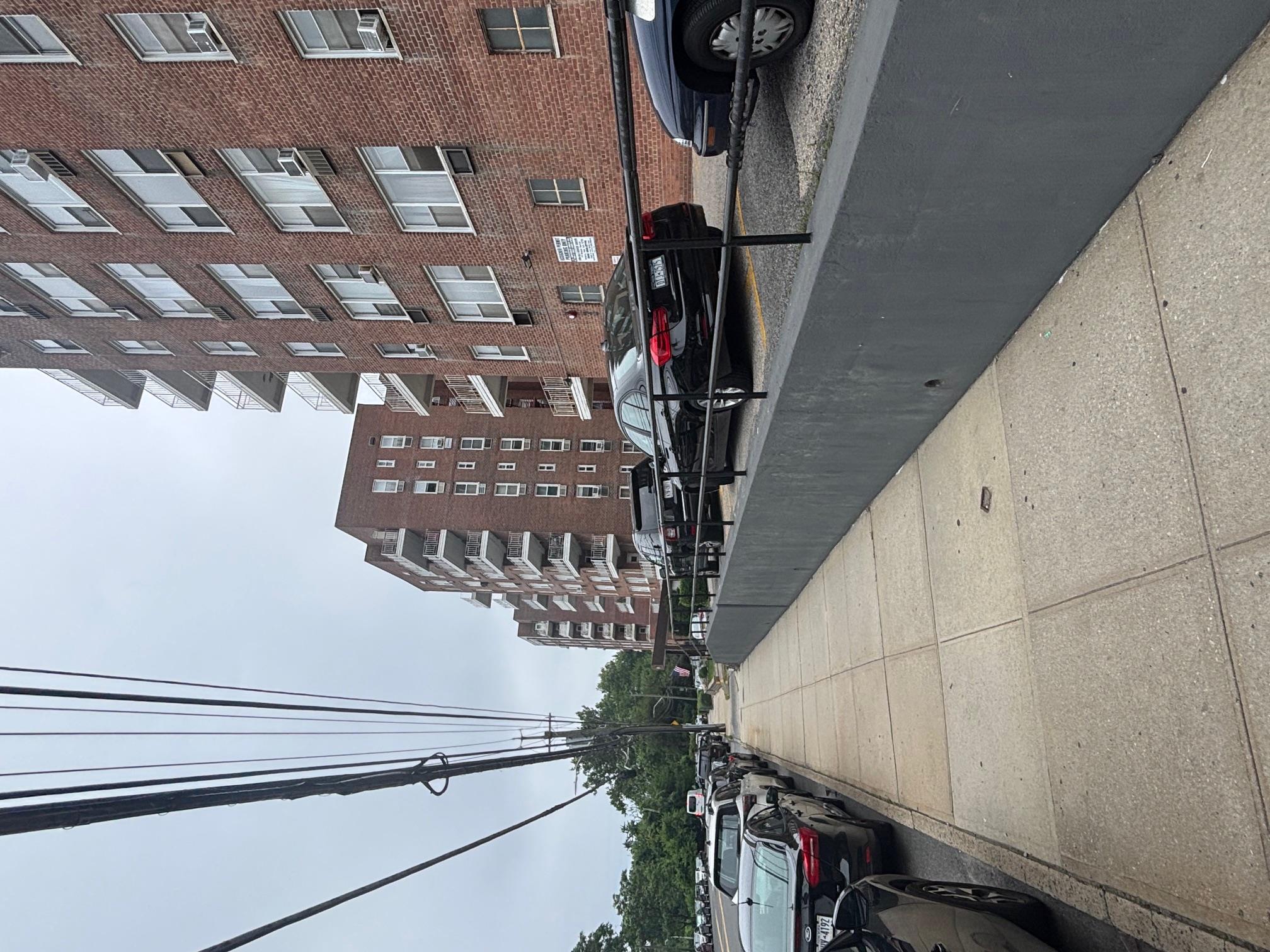 355 Bronx River RD 1B