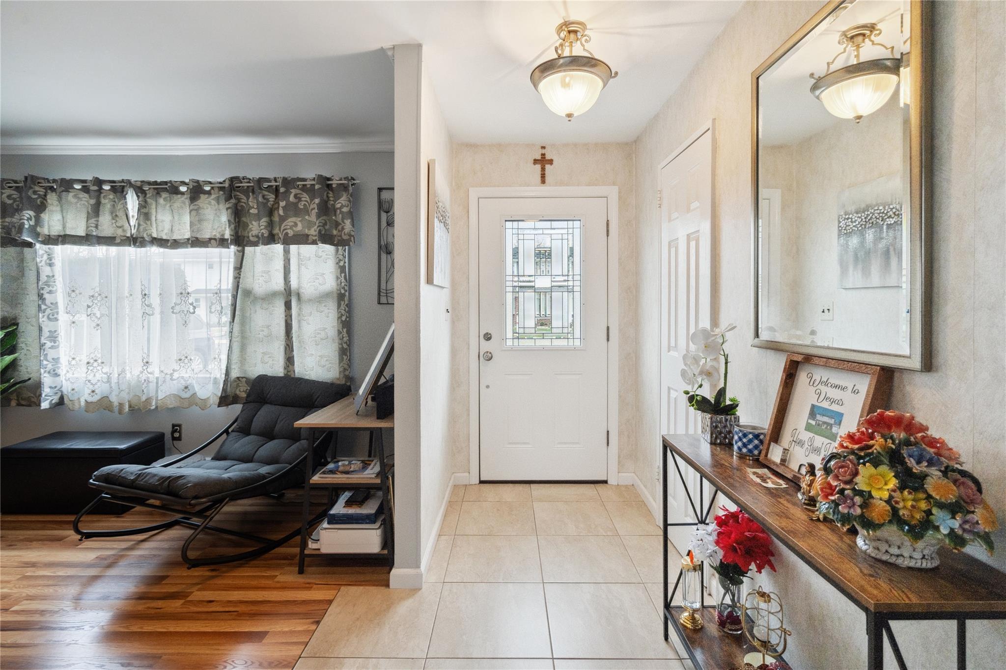 529 Davis Street, North Babylon, New York image 6