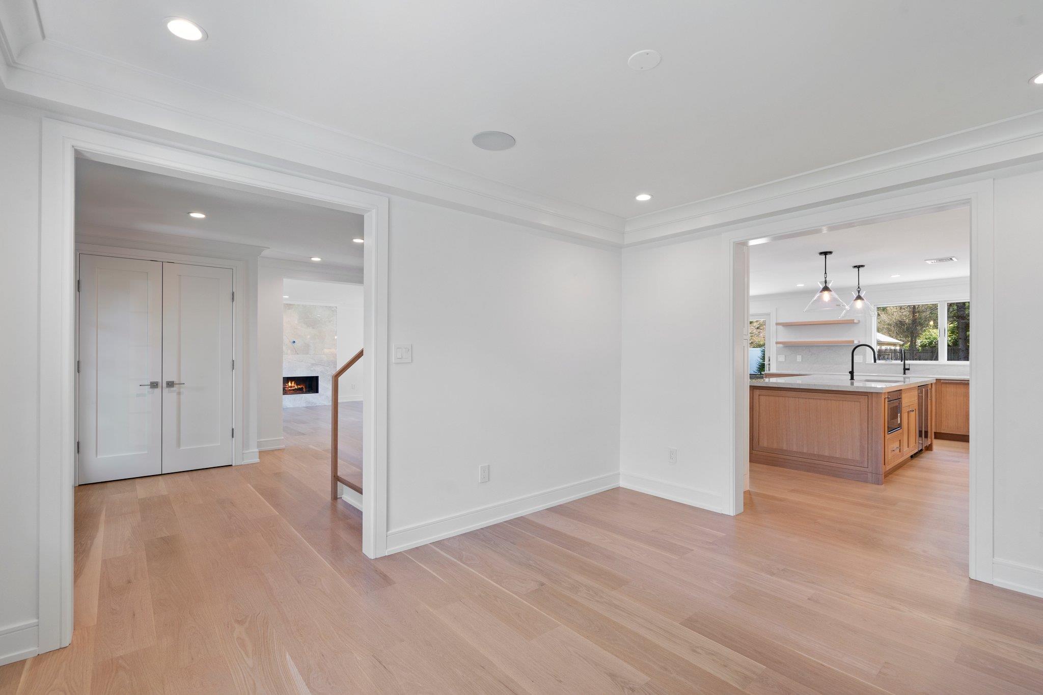 4 Aron Drive, Woodbury, New York image 16