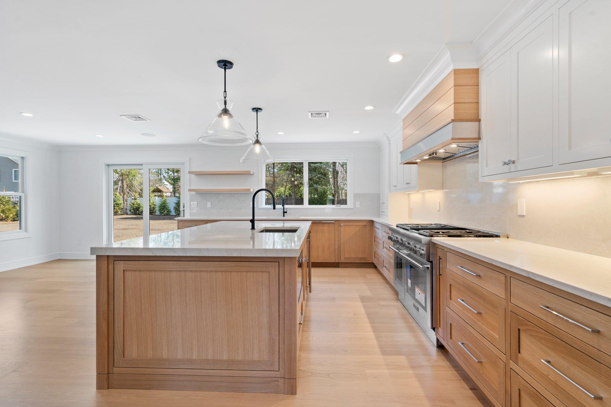 4 Aron Drive, Woodbury, New York image 7