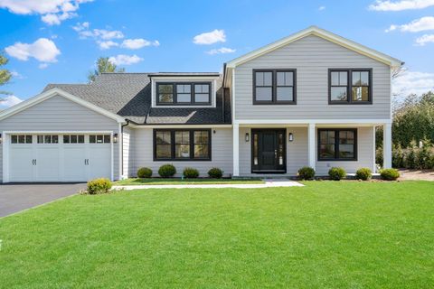 4 Aron Drive Woodbury NY 11797