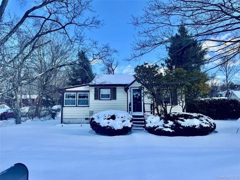 Homes For Sale - 46 Salem Road<br/> Putnam County, Carmel, NY 10512