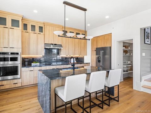 Condo For Sale - 3008 Eastview Lane #107<br/> Putnam County, Carmel, NY 10512