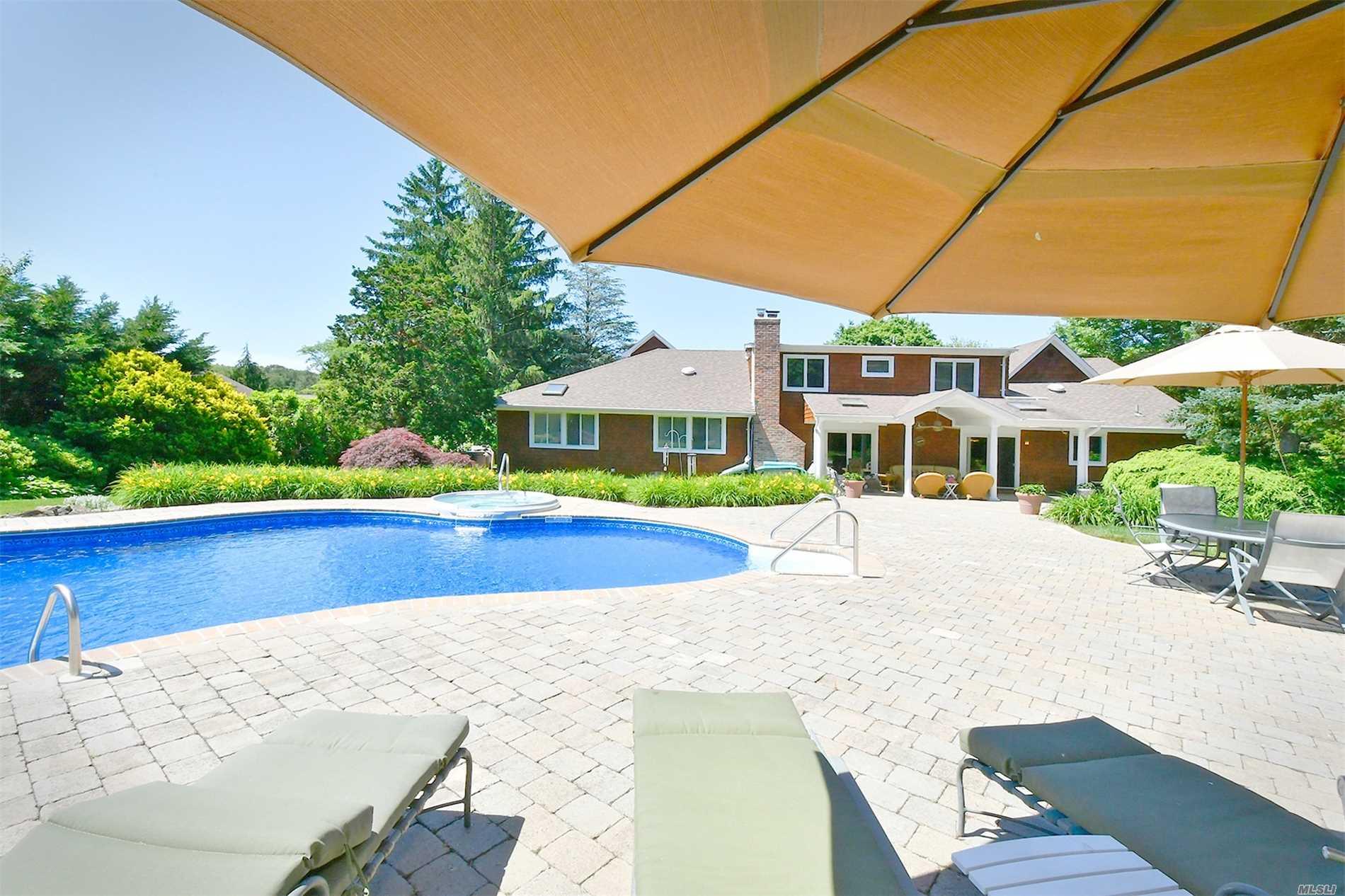 12 Winthrop Drive, Dix Hills, New York image 35