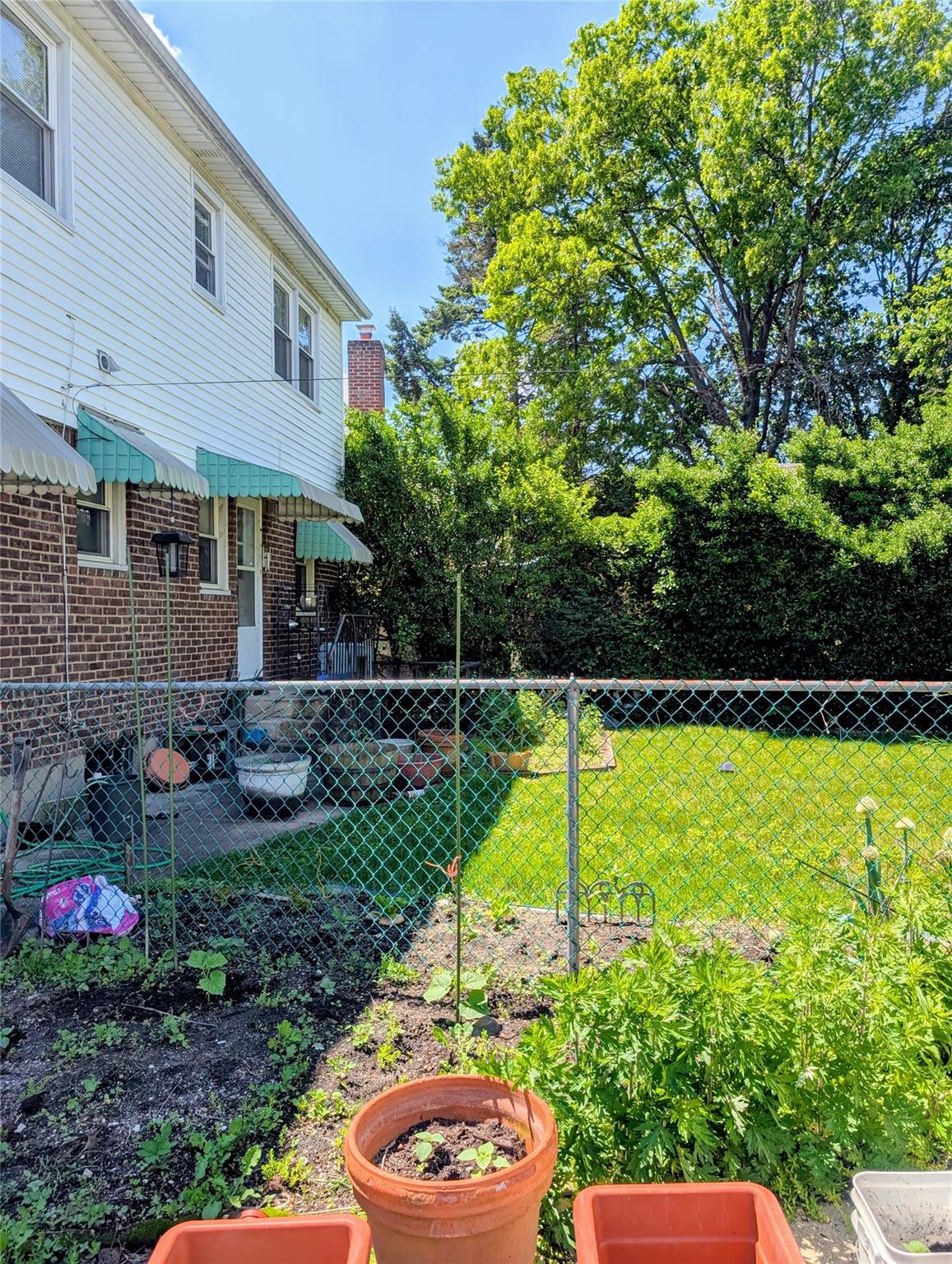 13 Surrey Lane, New Hyde Park, New York image 13