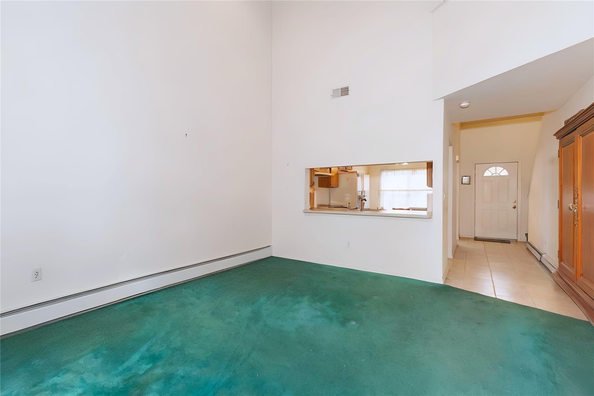 12 Joyces Way, Bay Shore, New York image 7