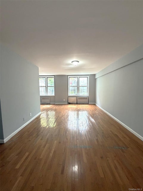 Homes For Sale - 86-16 60th Avenue Ave #1C<br/> Queens County, Elmhurst, NY 11373