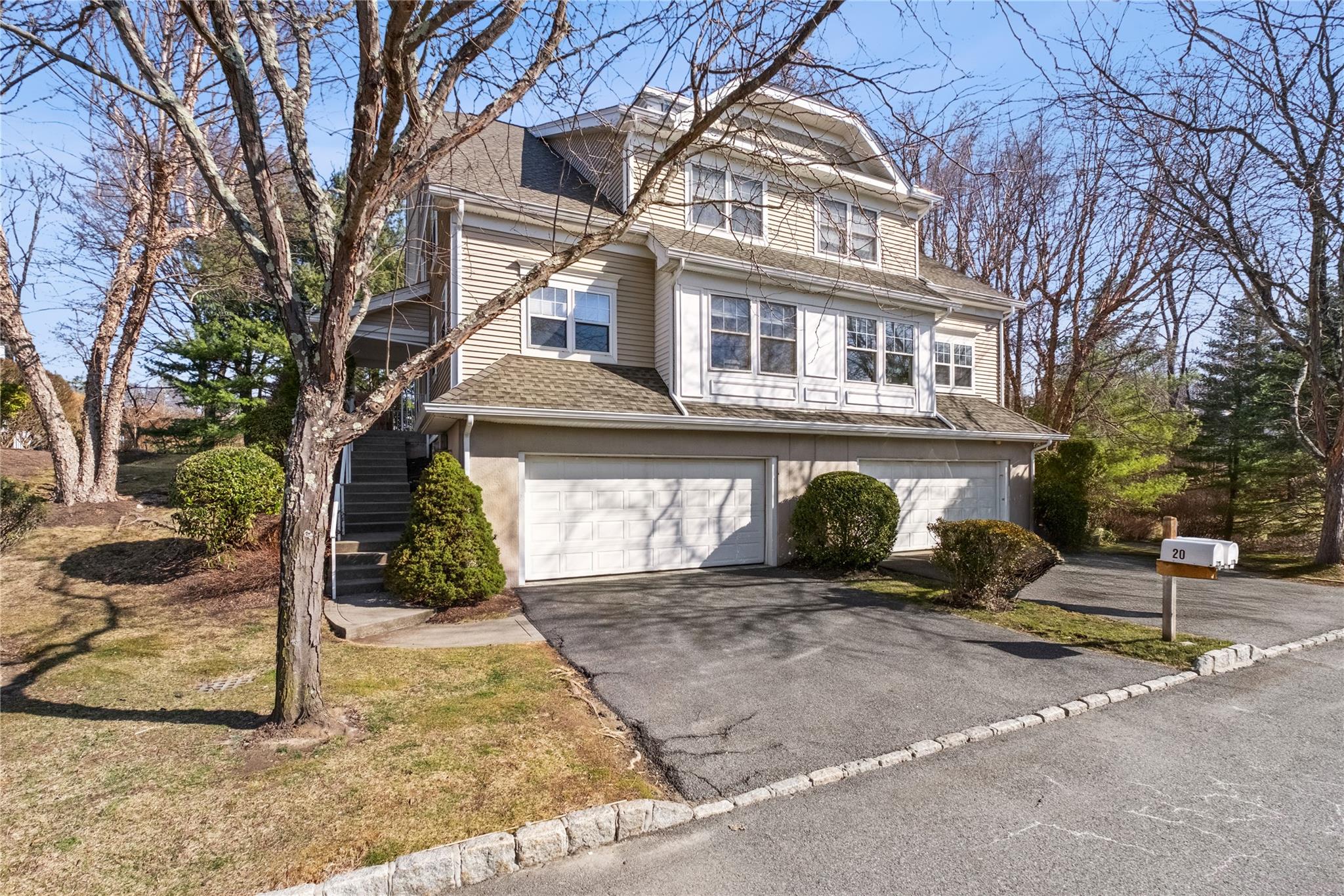 20 Roma Orchard Road, Peekskill, New York image 1
