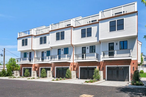 46 ANDREWS LN, SLEEPY HOLLOW, NY 10591 - Image c08c2c66d9f09ccccc3f1485c0bed50e/525779573