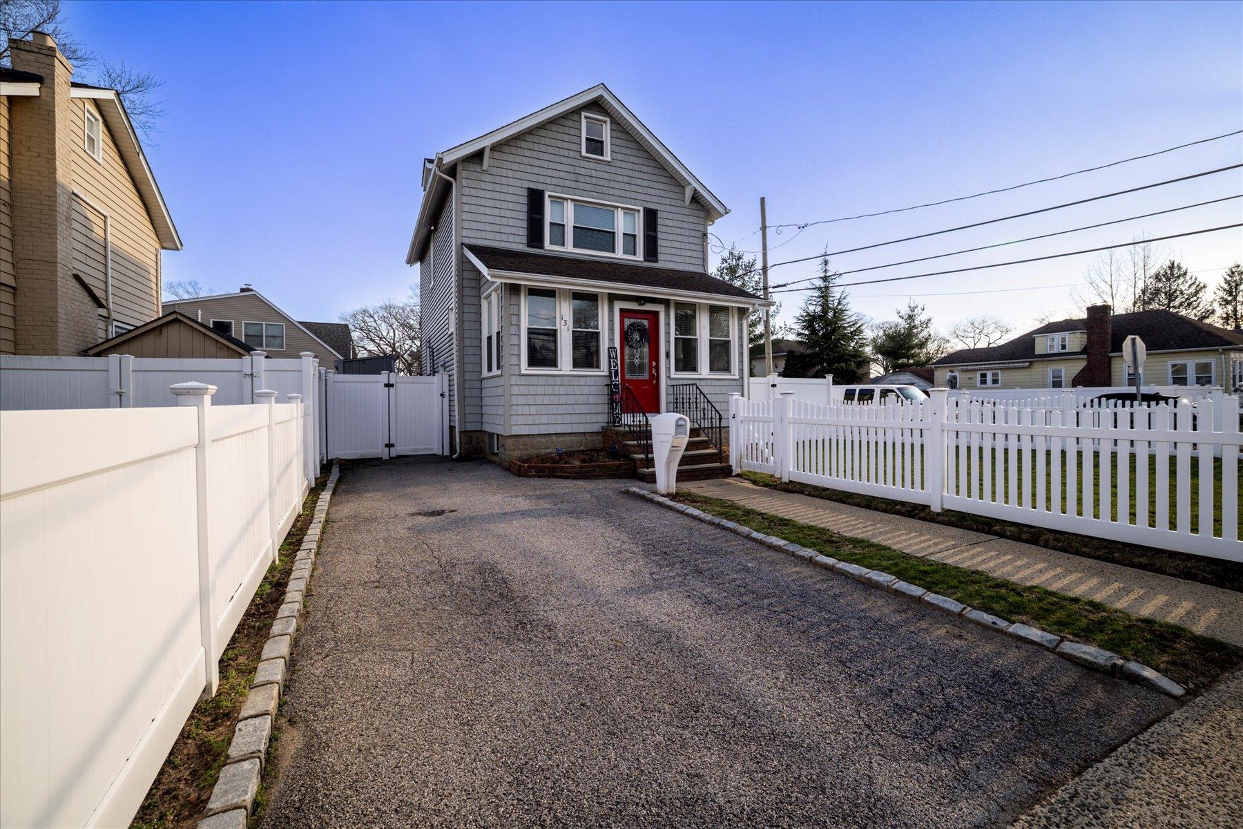 279 Reservoir Road, Goshen, New York image 1
