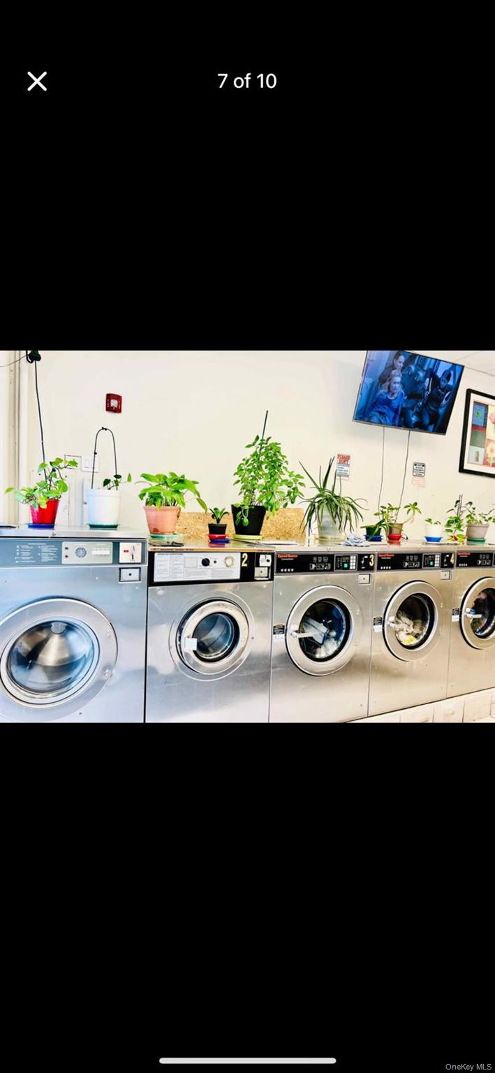 220 S S Center Street S 1