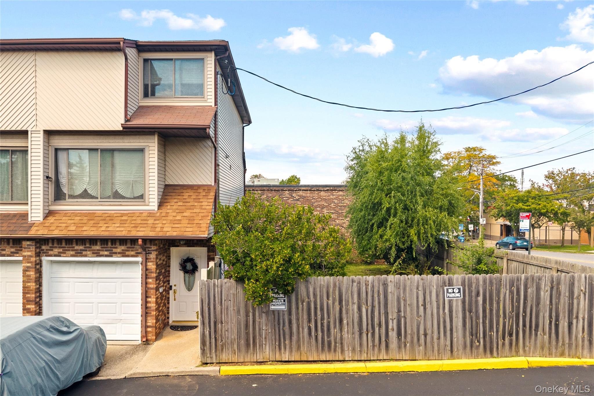 10 Lyndale Lane