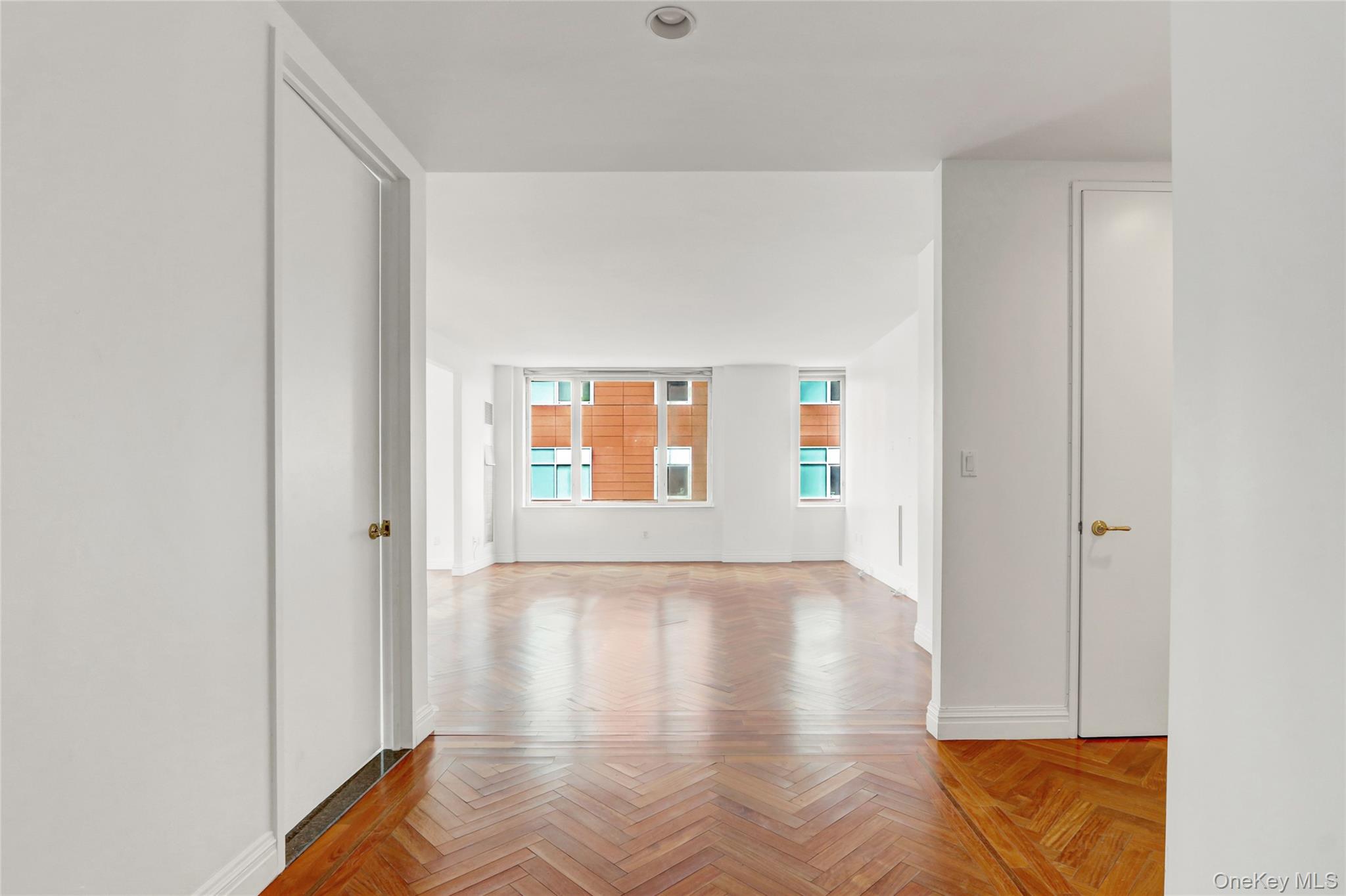 90 E End Avenue 10B