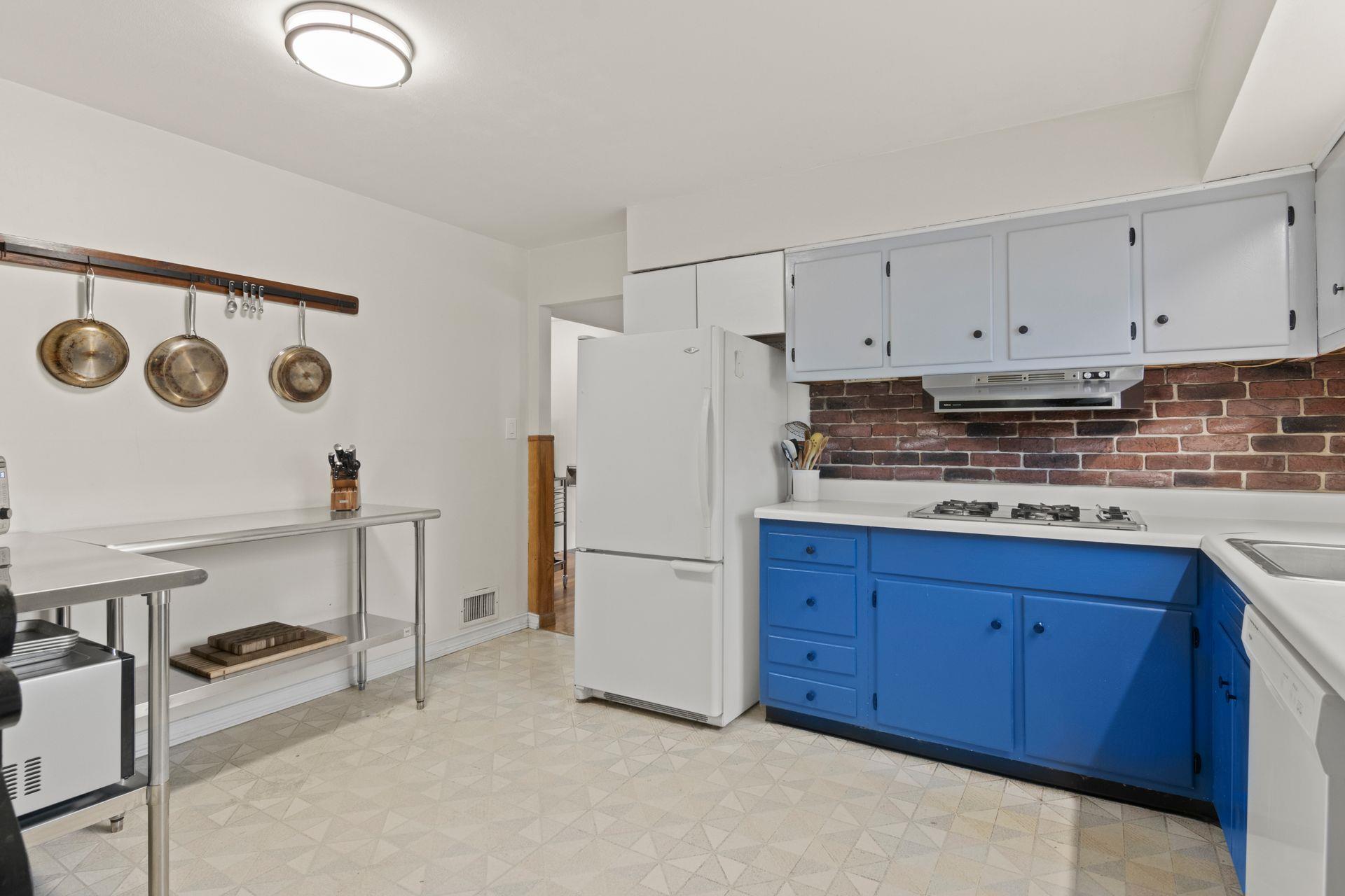 23 Laurel Drive, Port Jefferson, New York image 10