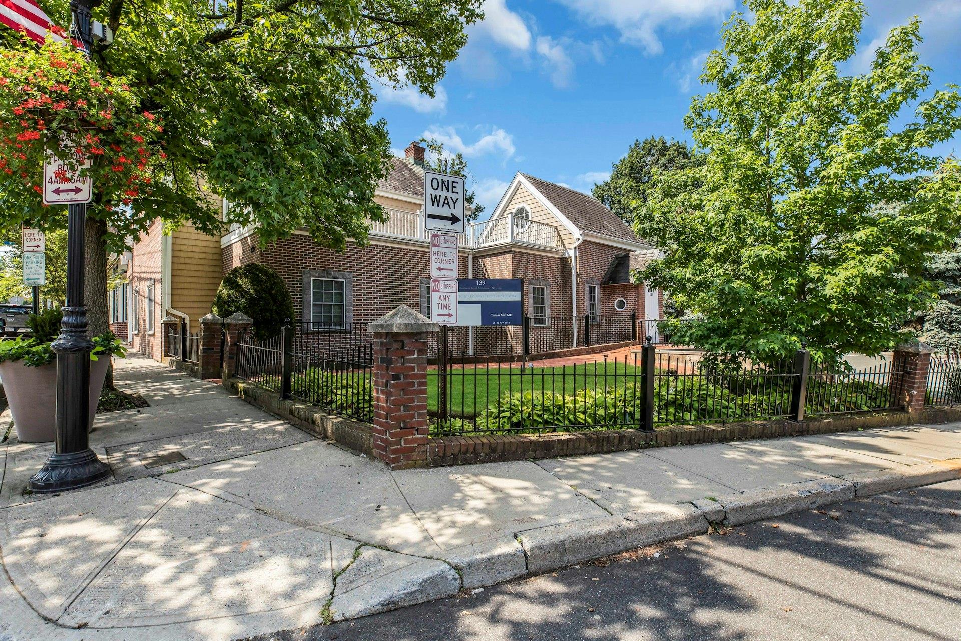 135 Plandome Road
