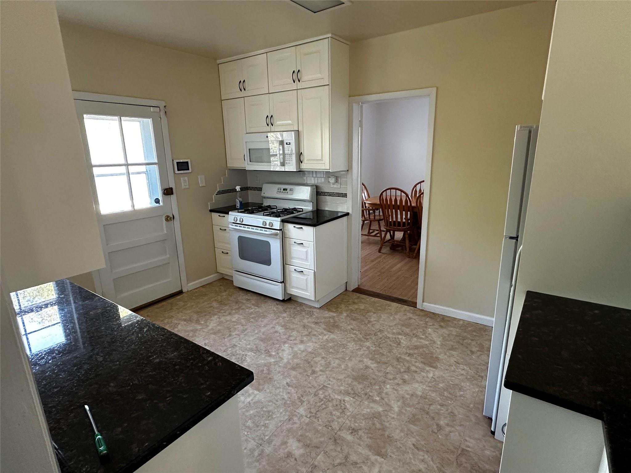 10 Regent Place, Yonkers, New York image 36