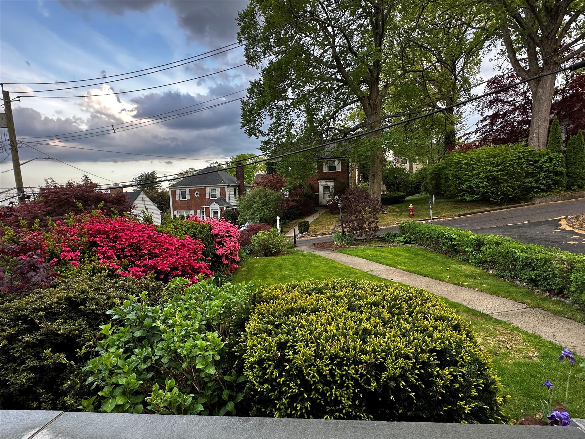 10 Regent Place, Yonkers, New York image 27