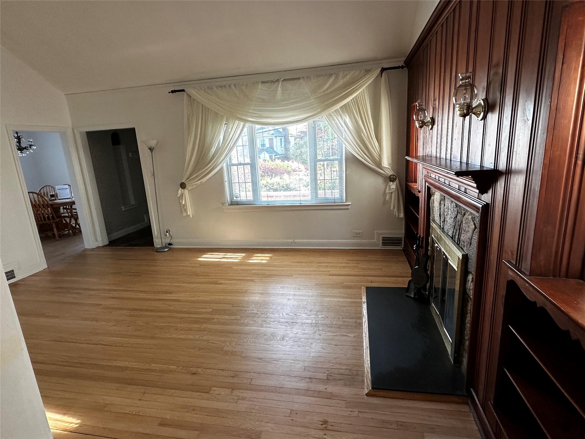 10 Regent Place, Yonkers, New York image 29