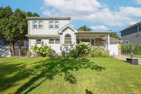 9 Evelyn Lane Syosset NY 11791