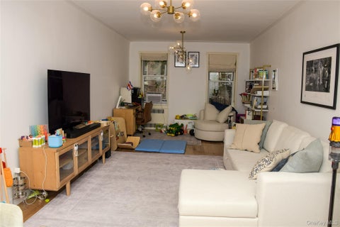 Apartment For Rent - 41-30 46th Street #3-D<br/> Queens County, Sunnyside, NY 11104