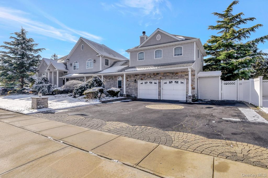 Photo of 110 Thornwood Road, Massapequa Park, NY 11762 (MLS # 953704)