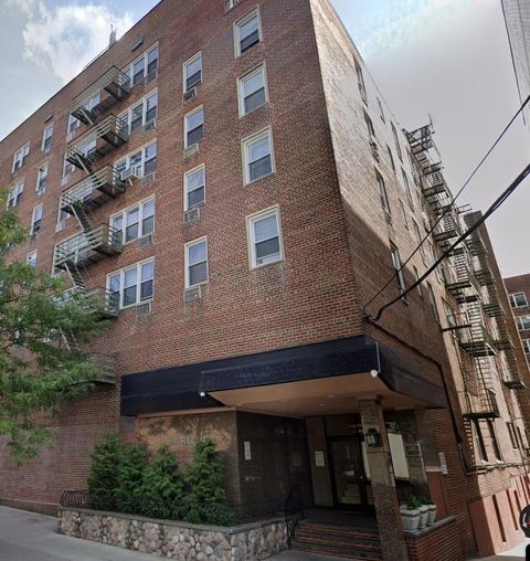 134-54 Maple Avenue 3V Flushing NY 11355